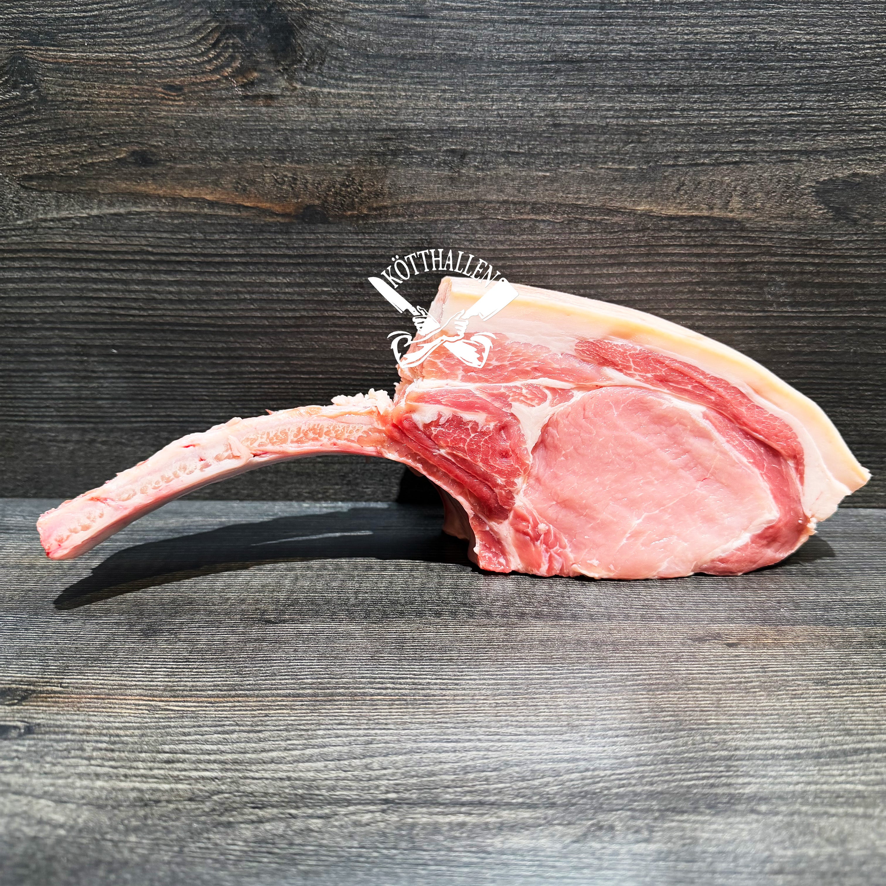 FLÄSKTOMAHAWK MED SVÅL, SKÖVDE SLAKTERI